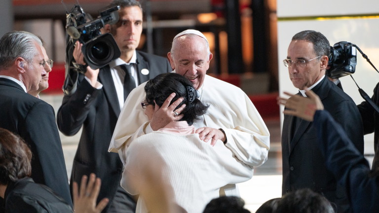 Папа Франциск, който е на посещение в Япония, се обяви