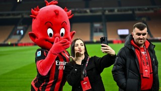 Шестима щастливци гледаха на живо мача от Серия А Милан