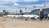  Lufthansa стопира 95% от полетите, с цел да избави бизнеса си 