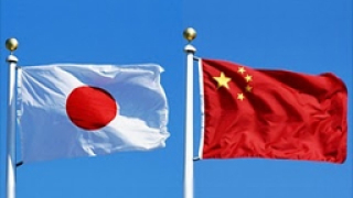 Япония и Китай преговарят в Брюксел