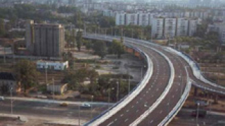 Над 100 спортни автомобила в Пловдив в защита на медиците ни