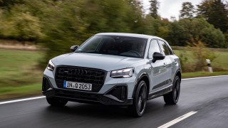 Audi представи обновената версия на своя малък кросоувър Q2 пише