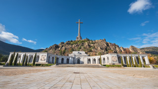 Първоначалната съдебномедицинска работа започва днес в Испания в опит да