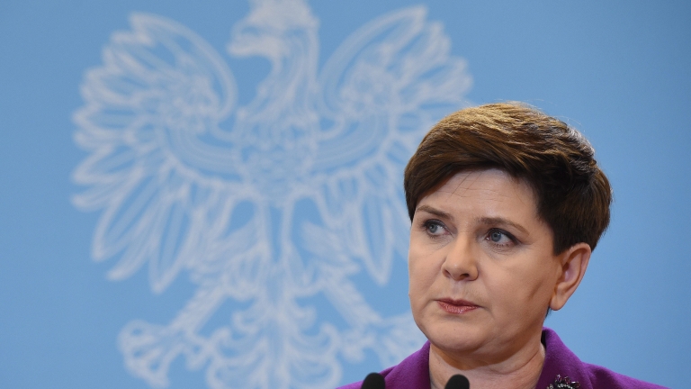 Полското консервативно правителство ще продължи оспорваната реформа на съда. Това