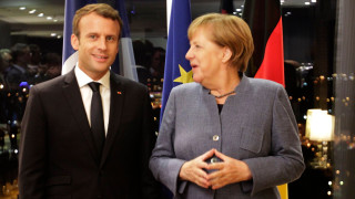 Меркел подкрепи Макрон за отбраната 