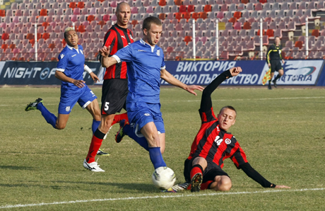 Черноморец ще стиска палци за ЦСКА след хикс в Бургас