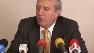 Съдят Александър Томов 