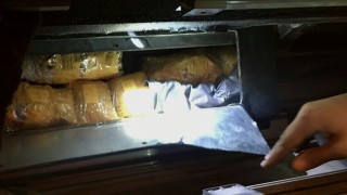 Задържаха турски гражданин със злато за 129 086 лв съобщават