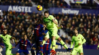 Двубоят между Барселона и Леванте определено е под въпрос Каталунците