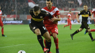 Фортуна Дюселдорф задълбочи сериозно кризата в Щутгарт след като го