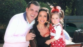 Гуркова се развежда, търси нов дом