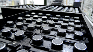 8 от 10 автомобила в Европа се движат с части от България