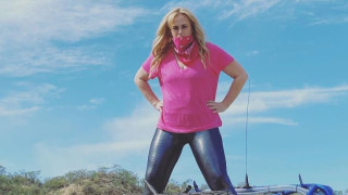 В началото на годината Ребел Уилсън се закани че през следващите