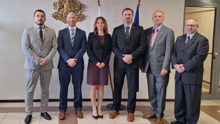 Агенция Митници и Службата Митници и гранична защита на САЩ