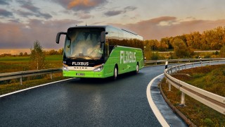 Компанията за пътувания FlixBus която управлява най голямата мрежа за