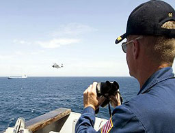 Кораб на НАТО спаси норвежки танкер от пиратите
