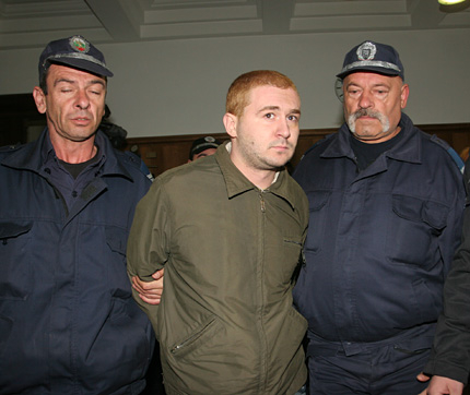 Oставиха в ареста убиеца от "Соло"