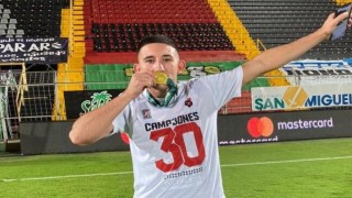Аржентинският ляв защитник Факундо Сабала е отказал оферта на български