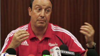 Бенитес с различен състав 93 мача поред