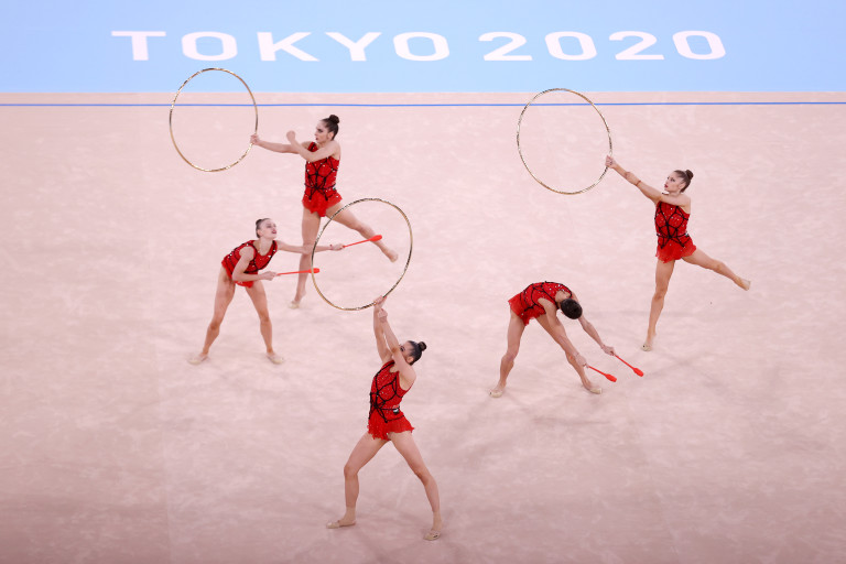 Симона Дянкова, Лаура Траатс, Мадлен Радуканова, Стефани Кирякова и Ерика Зафирова в Токио