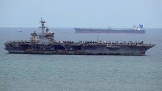 Ръждивото състояние на самолетоносача USS Abraham Lincoln шокира наблюдателите