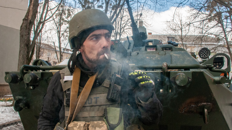 Украинските сили са отблъснали руските офанзиви северно от Славянск, но