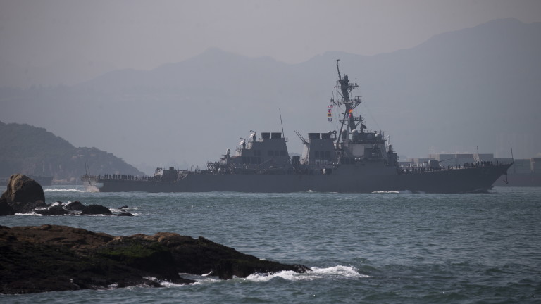 Тихоокеанският флот на Русия обвини боен кораб на САЩ, че
