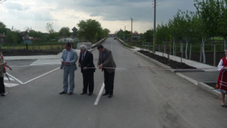 Нова обходна улица изведе тежкотоварния трафик от село Равнец