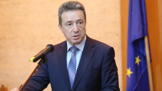Министърът на правосъдието ще разгледа сигнала на Бойко Рашков за главния прокурор