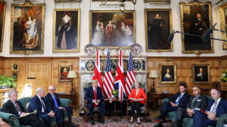 Американският президент хвали „много, много силните” отношения с Лондон