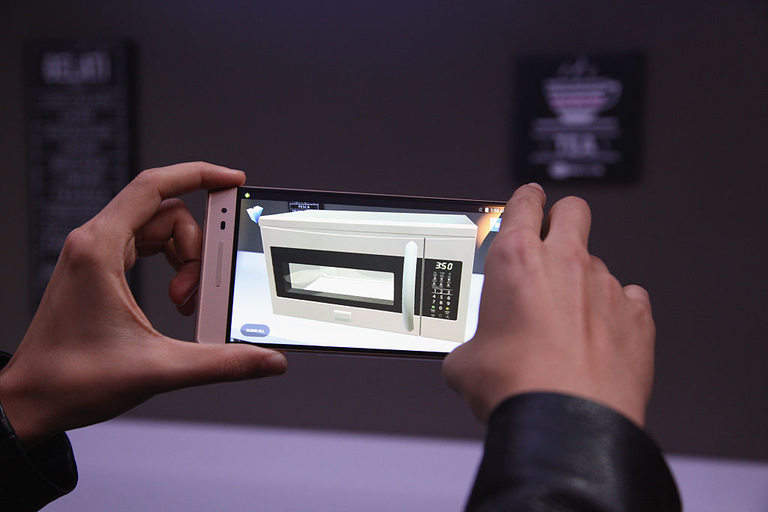 Ето как с Phab 2 Pro се "добавят" предмети в пространството