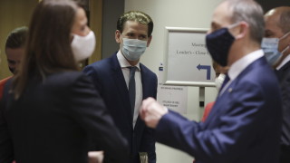 Австрийският канцлер Себастиан Курц намекна че Пестеливата четворка няма намерения