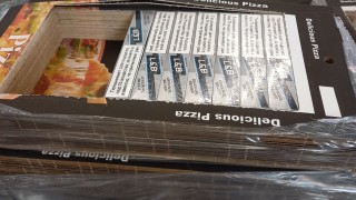 Митничари се натъкнаха на голямо количество цигари в кутии за пици