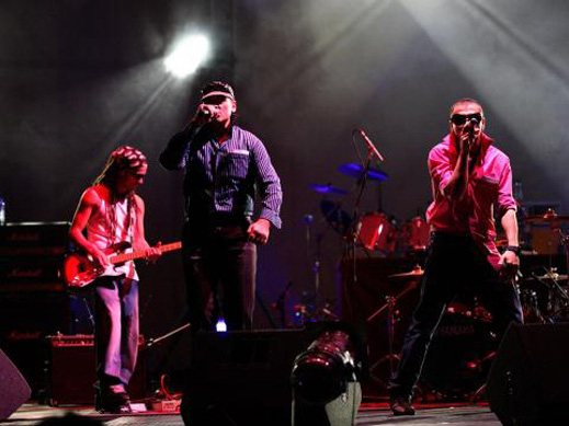 Излезе новата "футболна" песен на братя Мангасариян