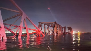 Срутването на моста Франсис Скот Кий в Балтимор вероятно ще