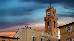 Италианският град, който смълча историческия си часовник (и местните негодуват)