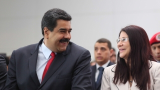 Мадуро "скочи" на САЩ заради близки на първата дама на Венецуела 