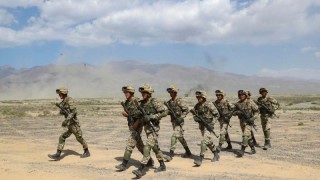 Работата на всички банки в Казахстан е спряна съобщи в