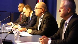 Министърът на външните работи Николай Милков разкритикува решението на македонския