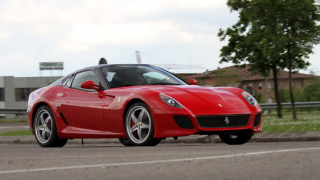 Заснеха кабриото на Ferrari 599 GTB Fiorano?