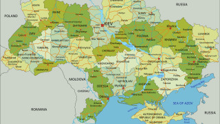 Опасни метеорологични условия може да са причинили катастрофата на танкерите