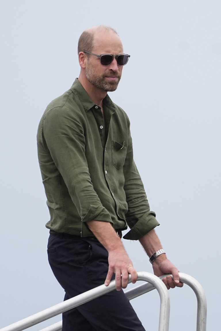 Принц Уилям има уязвимост към летенето