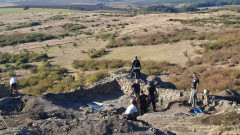 Откриха средновековна работилница за луксозно стъкло в Русокастро