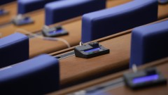 След два часа дебати и спорове, промените в закона за туризма минаха на първо четене