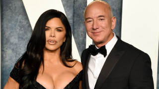 Лятото на 2023 а е много специално за Джеф Безос и