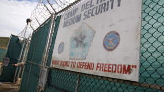 Оман и Естония приеха затворници от Гуантанамо