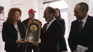 Вицепрезидентът Илияна Йотова беше гост на откриването на информационния център