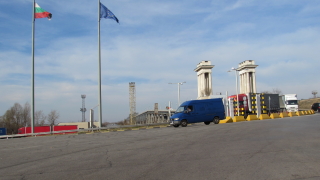 Затварят Дунав мост в Русе за час на 24 септември
