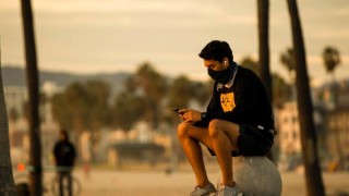 Поколение Z изглежда пострада най много от пандемията Ограниченията и мерките