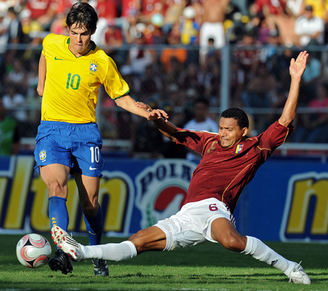 Венецуела победи Колумбия с два гола в последните 15 минути